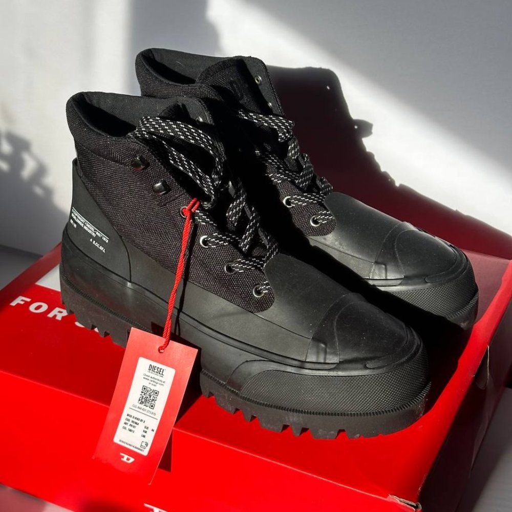 DIESEL Black D-Hiko BT X Boots